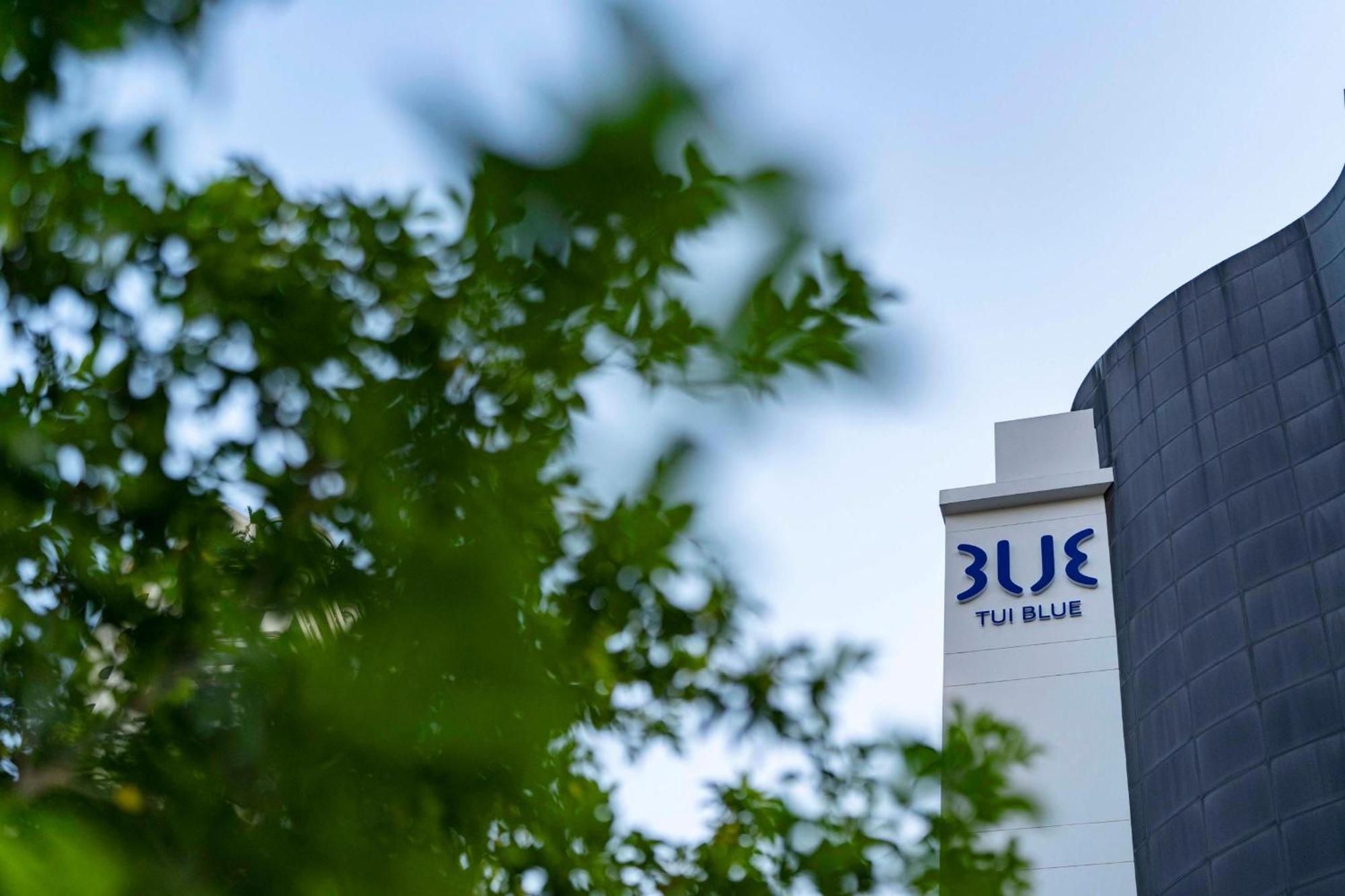 Tui Blue Maduzi Hotel Банкок Екстериор снимка